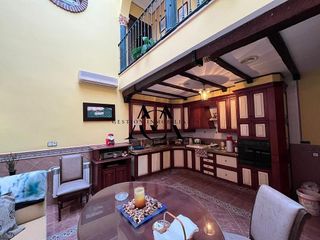 Chalet en venta en Lucena