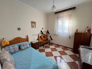 Chalet en venta en Lucena