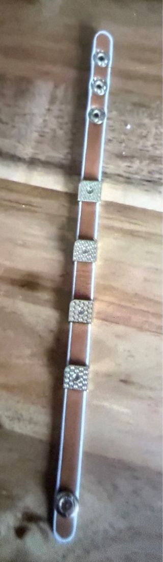 Pulsera CH Carolina Herrera dorada Blanco