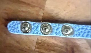 Pulsera CH Carolina Herrera dorada Blanco