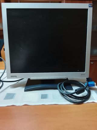 Pantalla BenQ FP71G+ Plata