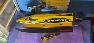 Lancha RC V2 F1 Brushless 2.4GHz