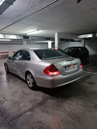 Mercedes-Benz Clase E 2004