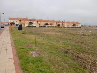 Terreno urbano. Urbanización el Soto.