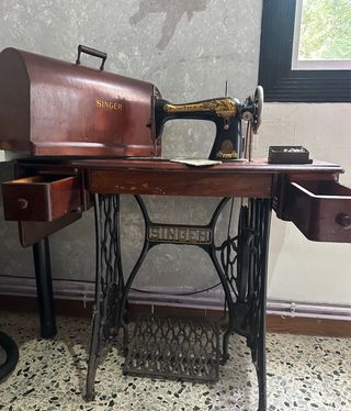 Máquina de coser Singer antigua - 1926