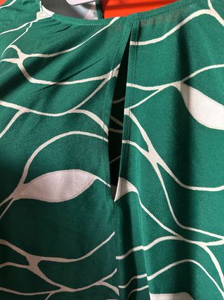 Blusa Mango Verde Talla M