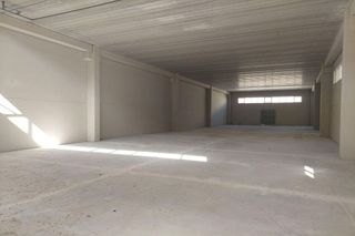 Nave industrial en alquiler en Amposta