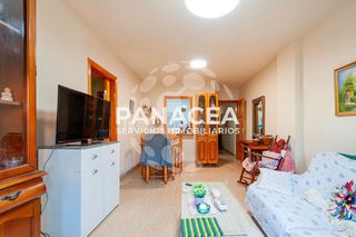 Piso en venta en Roquetas Centro en Roquetas de Mar