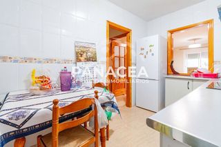 Piso en venta en Roquetas Centro en Roquetas de Mar