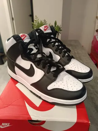 Nike Dunk Low Blanco y Negro