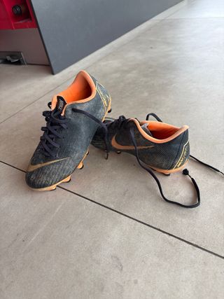 Botas de fútbol Nike Mercurial Talla 33