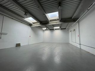 Nave industrial en alquiler en Port en Badalona