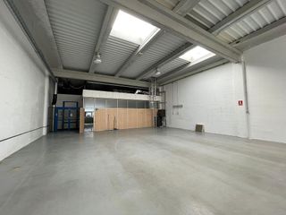 Nave industrial en alquiler en Port en Badalona
