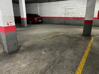 Garaje en venta en Centre en Cornellà de Llobregat