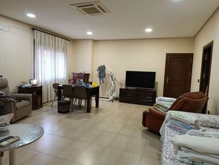 Casa adosada en alquiler en Centro - Doña Mercedes en Dos Hermanas