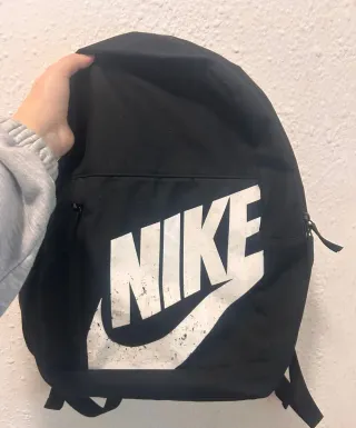Mochila Nike Negra