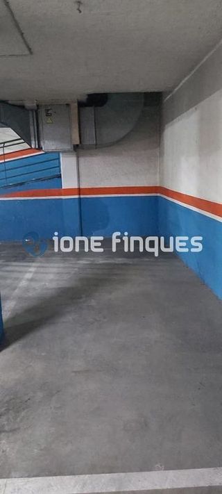 Garaje en venta en Centre en Sabadell