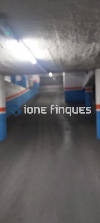 Garaje en venta en Centre en Sabadell