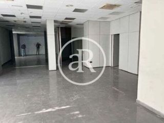 Local comercial en alquiler en Centro en Almería