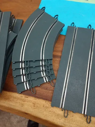 Scalextric: 8 curvas y 4 rectas pista gris