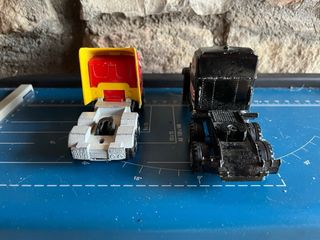 Lotto 2pz Majorette Rodeo Texas e Maisto