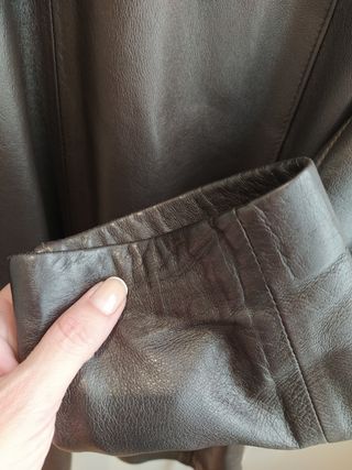 Chaqueta de cuero marrón