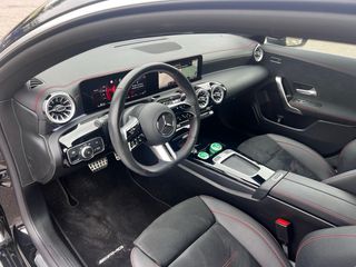 Mercedes-Benz Cla 180 2024