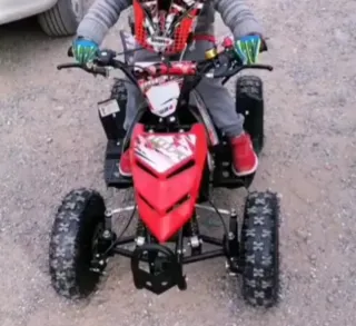 Miniquad infantil rojo