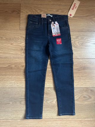 Vaqueros Levi's Skinny Nuevos con etiquetas niña