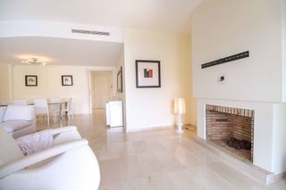 Casa pareada en venta en Calahonda en Mijas