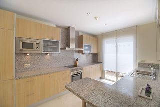 Casa pareada en venta en Calahonda en Mijas