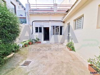 Chalet en venta en Benifaió