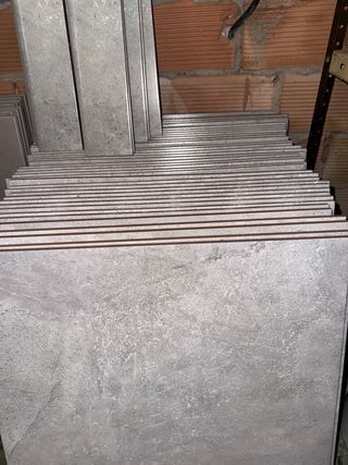 6 m² de losas grises