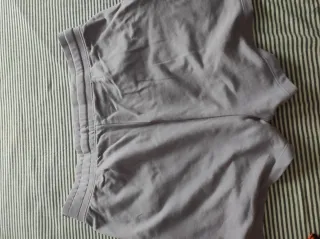 Pantalón corto mujer morado