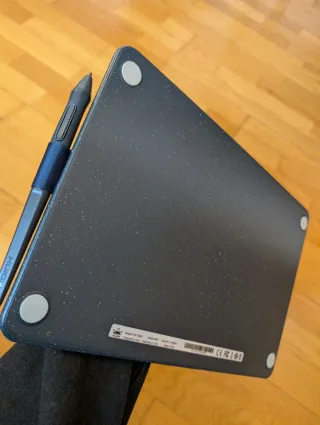 HUION HS611 Tableta Gráfica + Caja y Accesorios