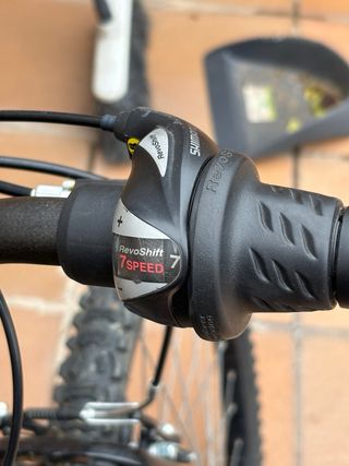 Bicicleta B-PRO 24”