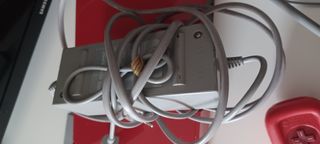 Nintendo Wii + 2 Mandos (Rojo, Negro) + Wii Sports