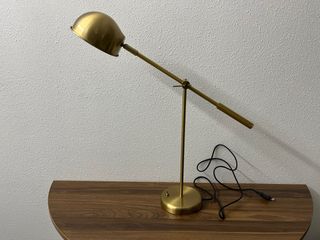 Lámpara de mesa Flexo Metal Dorado Zara Home