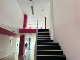 Local comercial en venta en Benalúa en Alicante