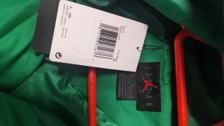 Chubasquero Jordan niño verde