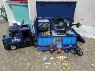 Camión Policía PinyPon Action con Moto