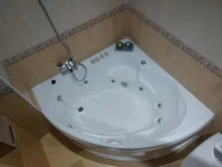 Bañera Hidromasaje Jacuzzi Acrílico Blanca