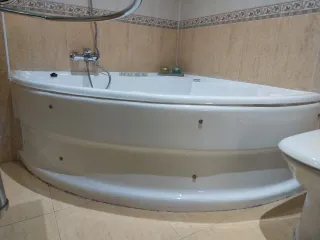 Bañera Hidromasaje Jacuzzi Acrílico Blanca