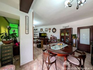 Piso en venta en Linares