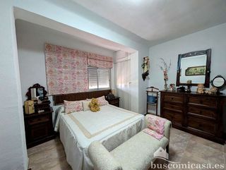 Piso en venta en Linares