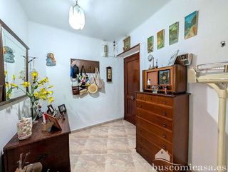 Piso en venta en Linares