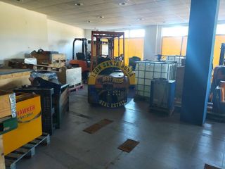 Local comercial en venta en La Chantría - La Lastra en León