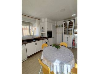 Casa adosada en alquiler en Náquera