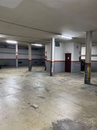 Garaje en alquiler en Centre en Sabadell