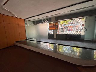 Local comercial en venta en Torrent Ballester en Viladecans